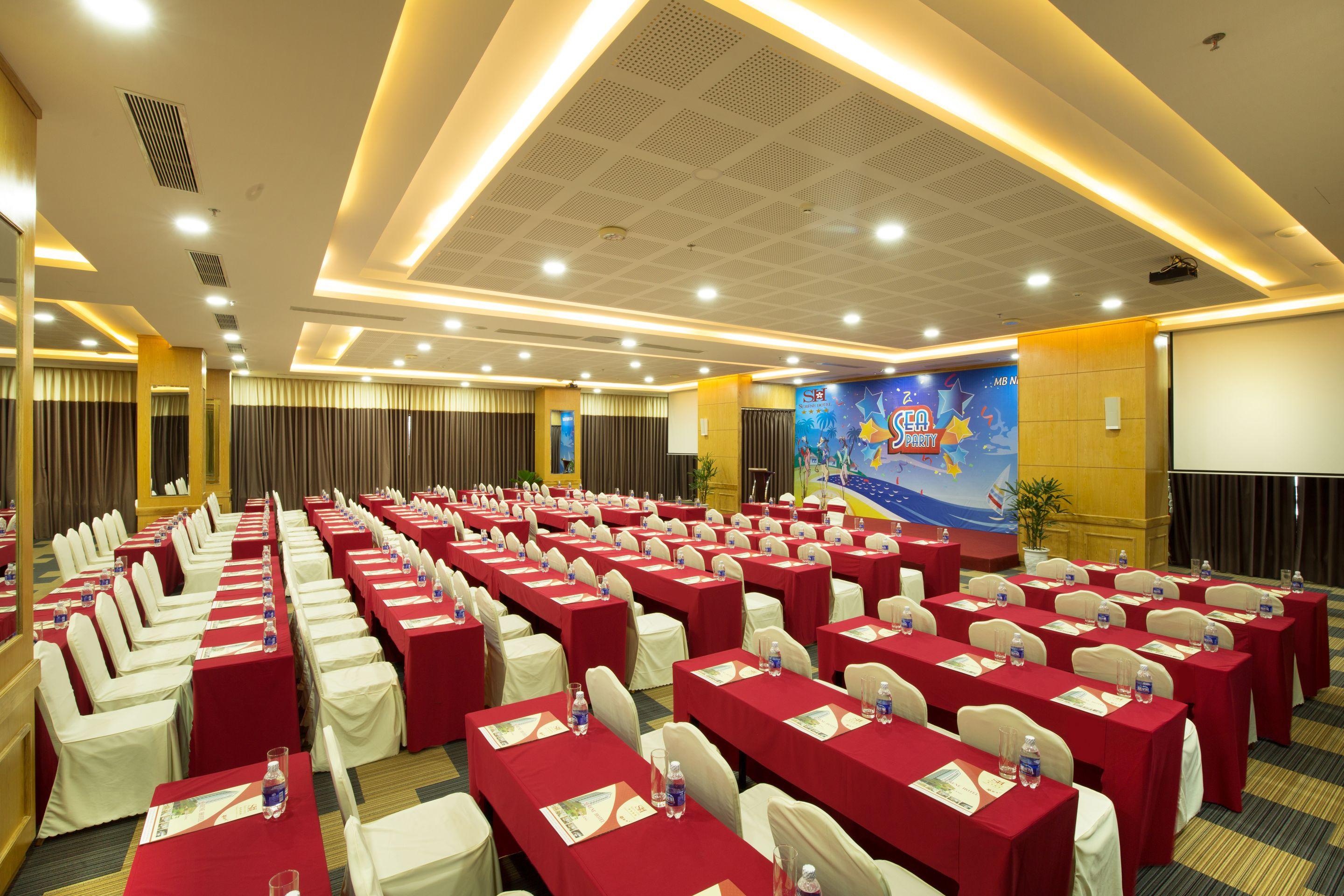 Serene Beach Hotel Danang Exterior foto