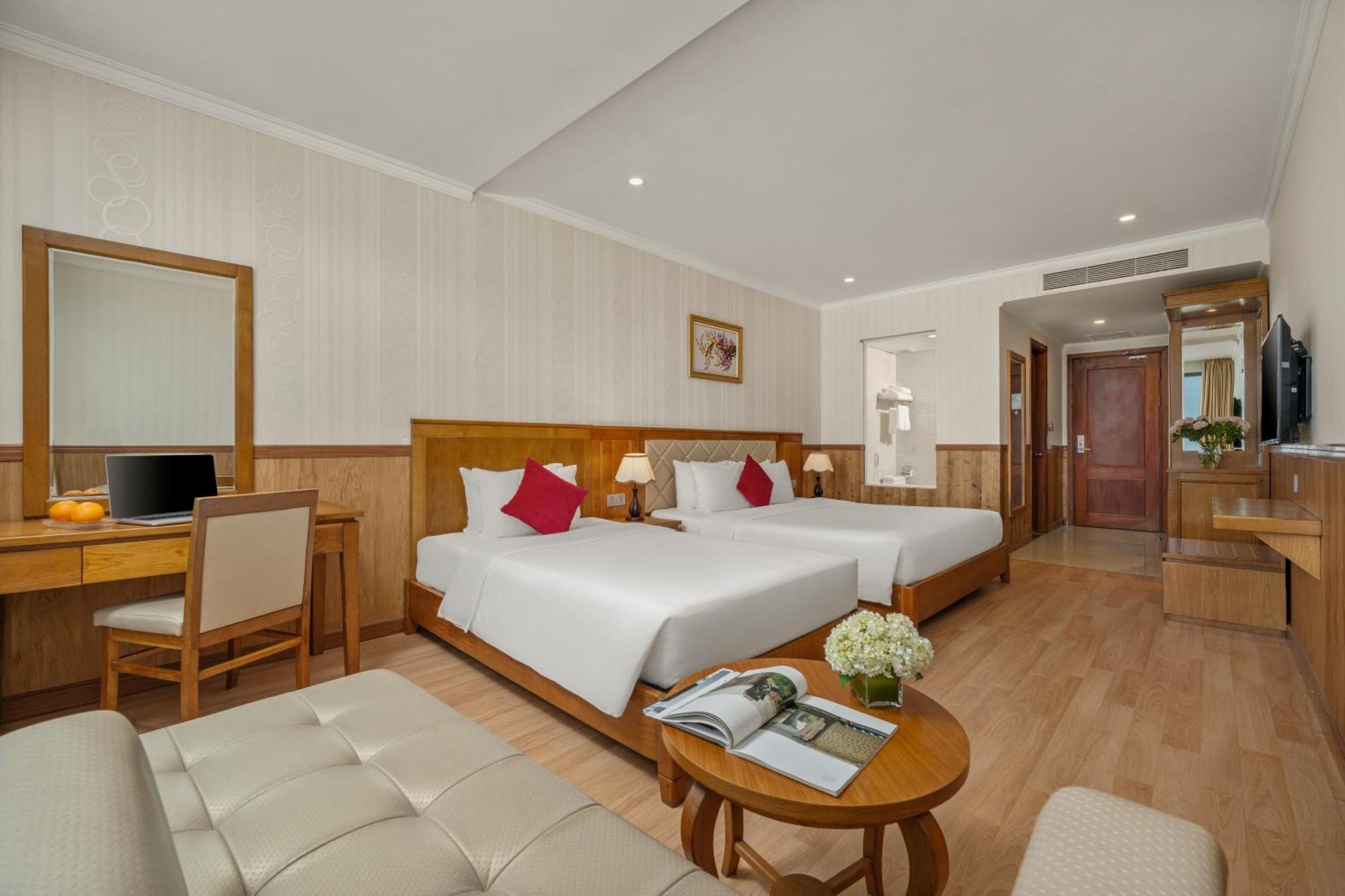 Serene Beach Hotel Danang Exterior foto