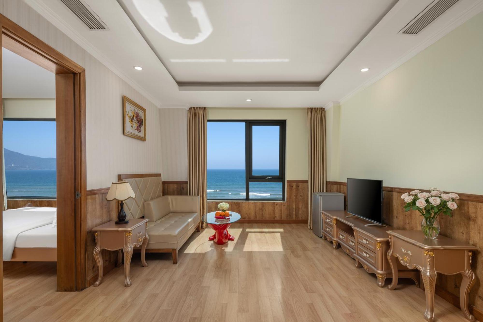 Serene Beach Hotel Danang Exterior foto